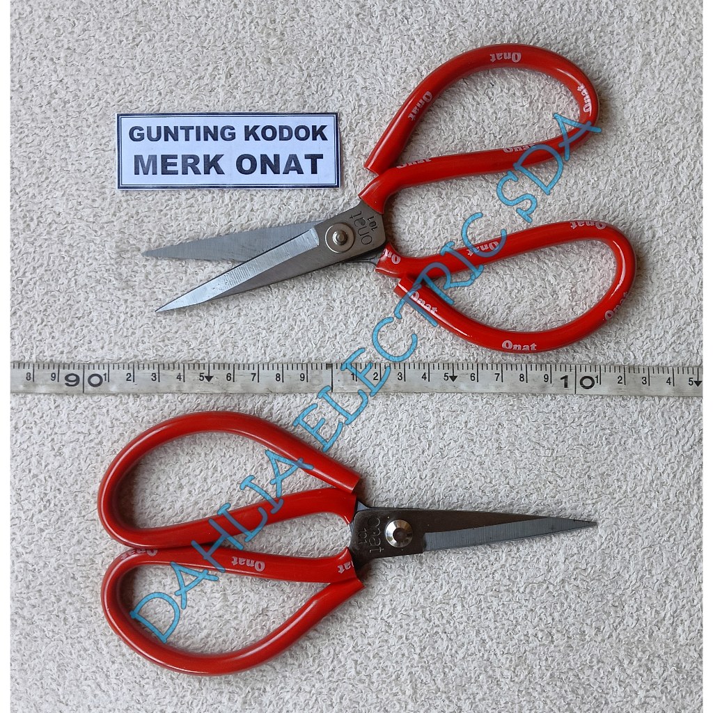 

GUNTING KODOK ONAT