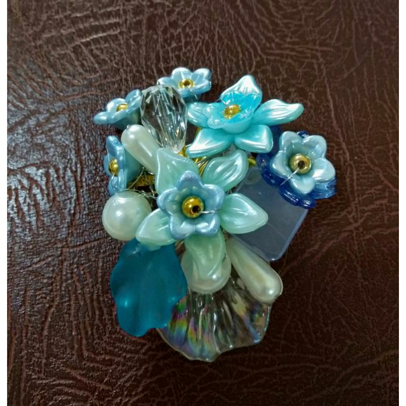 Bros Bunga Akrilik