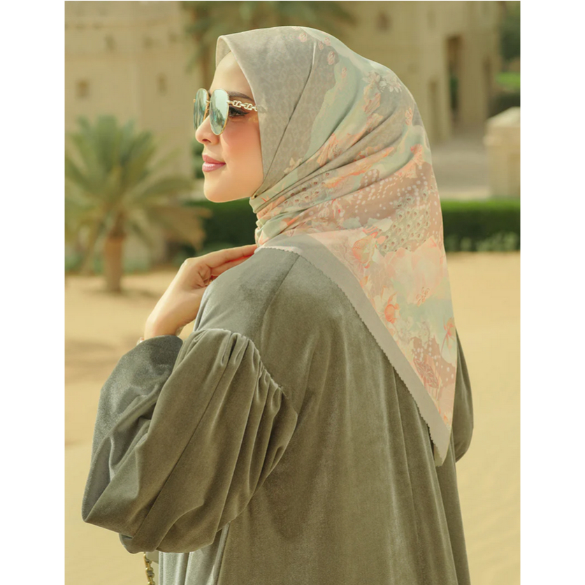 Buttonscarves As Is Arabian Night Voile Square XL Palm