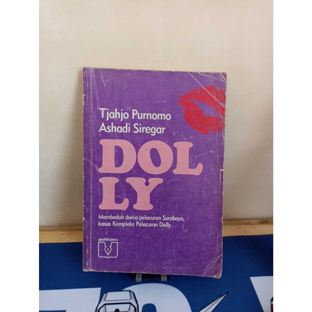 Doly: Membedah Dunia Pelacuran Surabaya, Kasus Kompleks Pelacuran Dolly