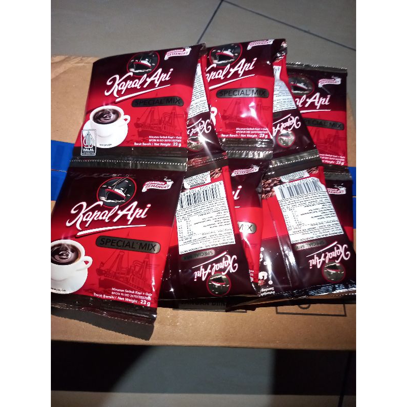 

Kopi Kapal Api Spesial Mix 1 Renceng