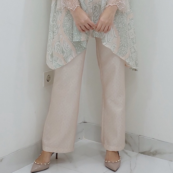 Potongan Audy Celana Semi Cutbray Viscose by SARAH THE LABEL