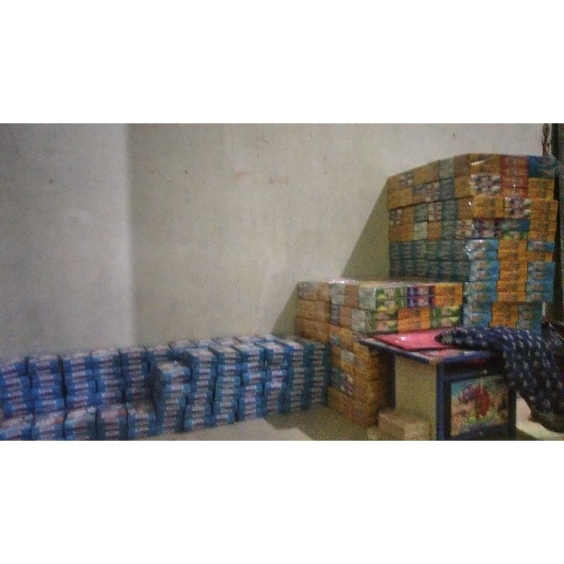 

kotak kado berhadiah isi 20pcs