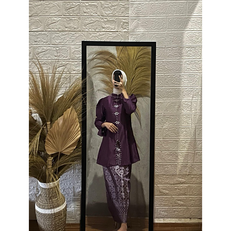 ONSET KURUNG MELAYU ANAK PAKAIAN ADAT MALAYSIA