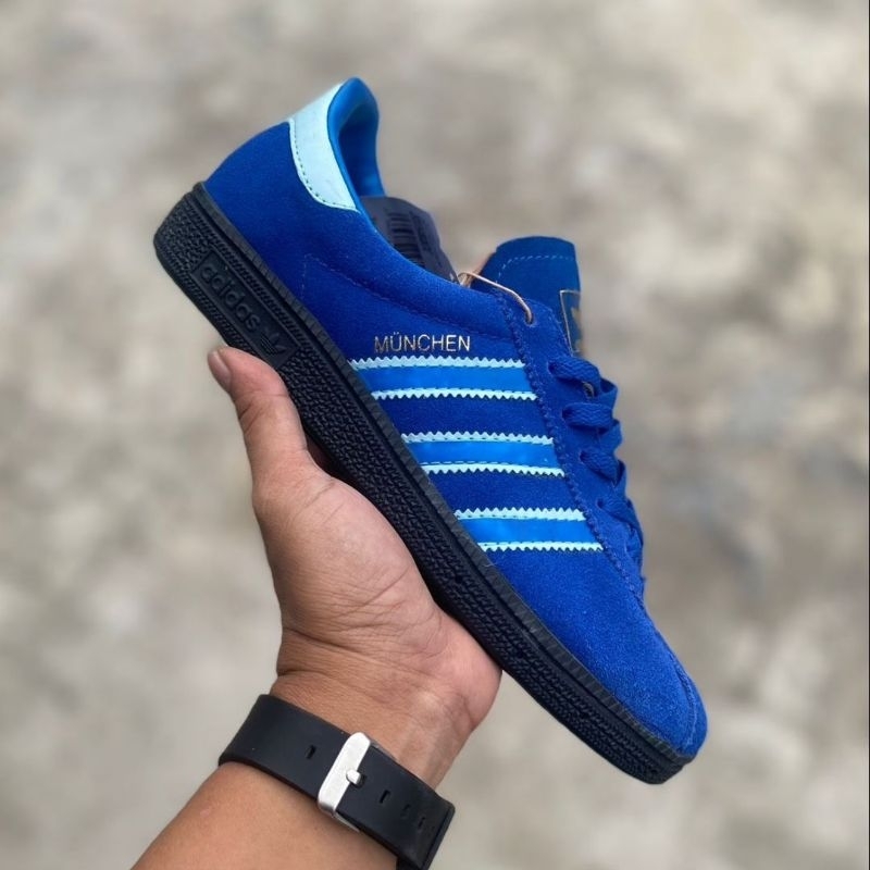 READY SNICKERS ADIDAS MUNCHEN BLUE PARADISE CITY SERIES (BNIB)