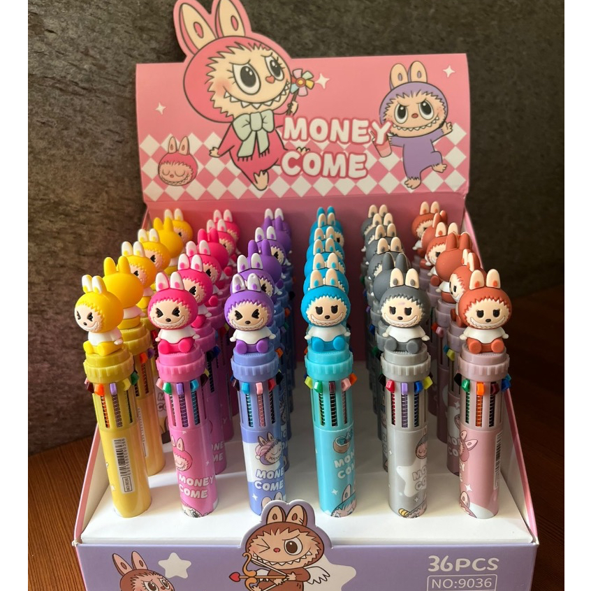 

Paket Usaha Pulpen Labubu 10 Warna Sanrio Pen Cetek Cinamonrol Ballpoint Kuromi Demon Slayer Pen 10 Warna