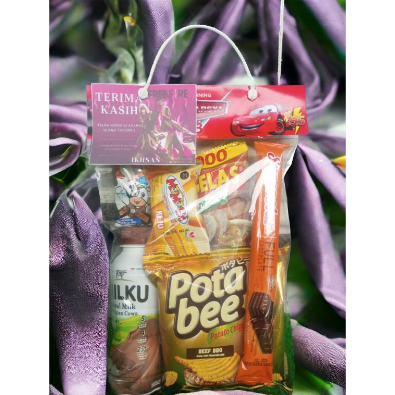 

Paket Bingkisan / Paket Hampers / Paket Souvenir Snack Ulang Tahun Anak Label (Bebas Costum)