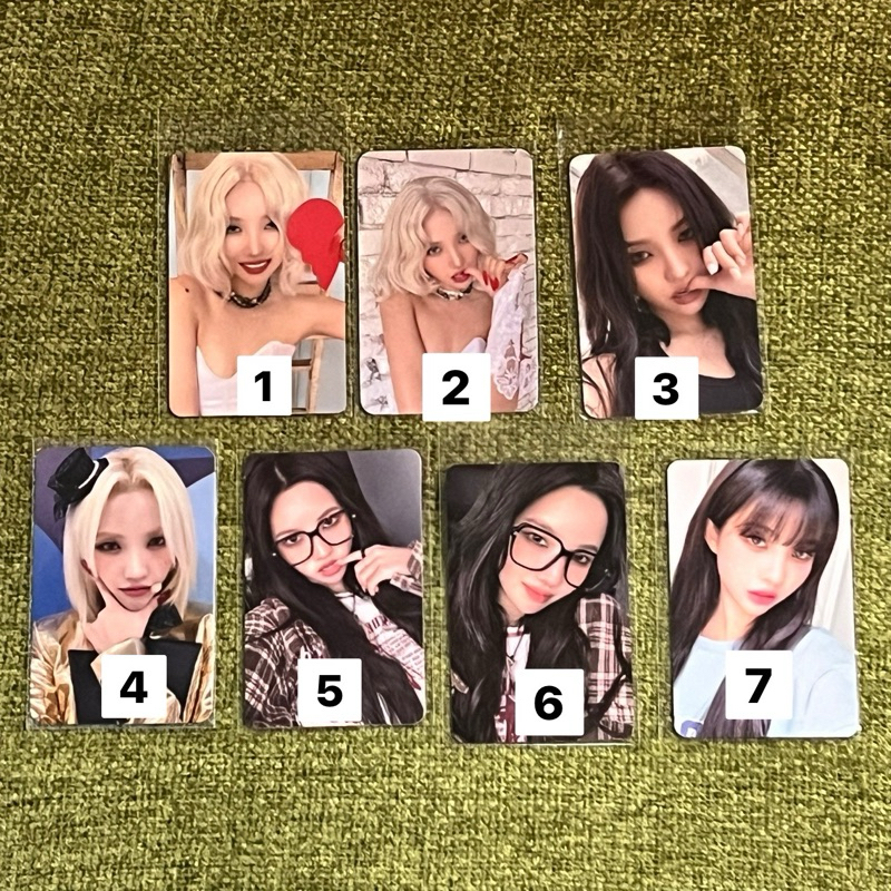 Photocard (PC) Official Jeon Soyeon (G)I-DLE GIDLE IDLE