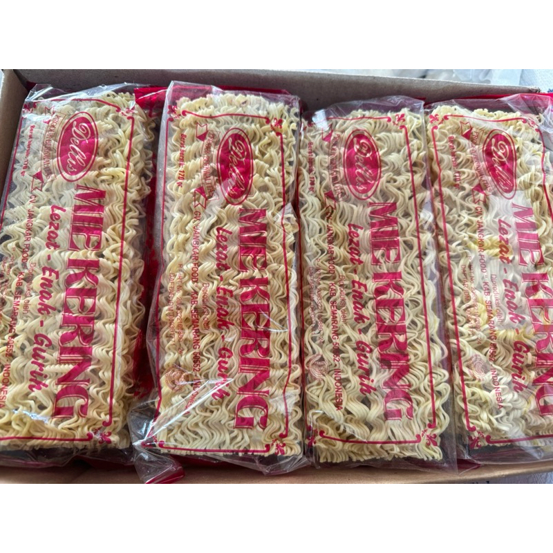 

Mie Kering Kuning Keriting Spesial Dellis Lezat Enak Gurih