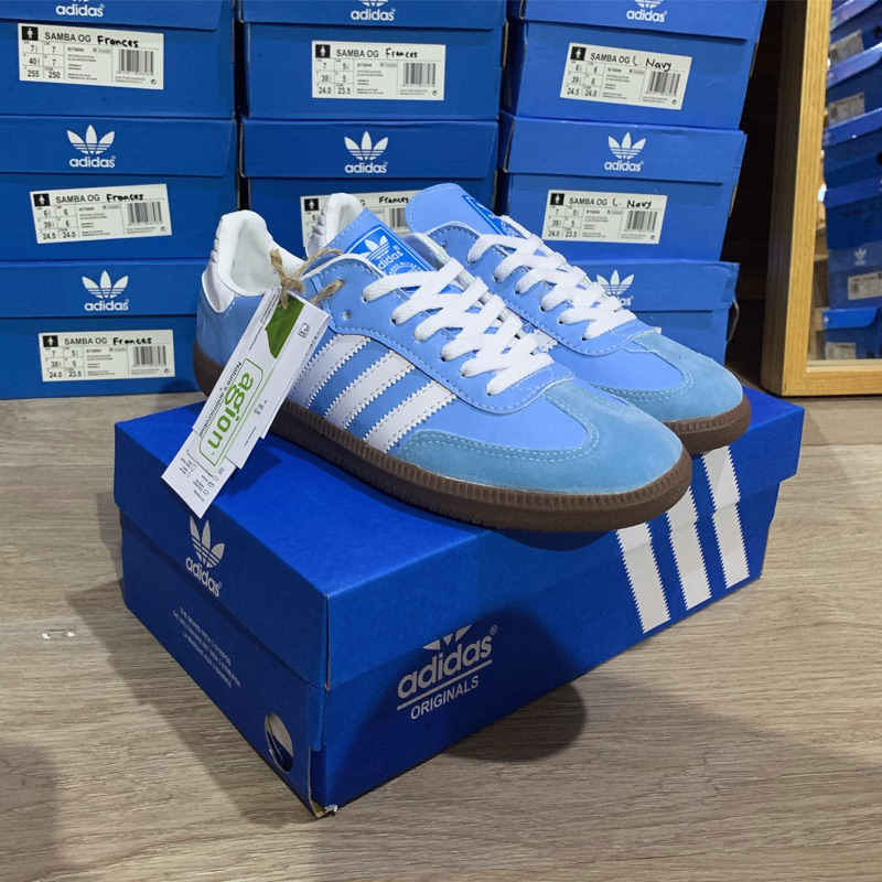 A CASUAL FREE KAOS KAKI+STIKER