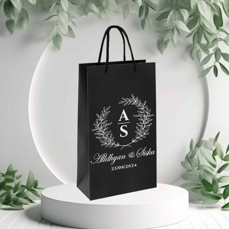 

paperbag Custom ukuran 17x8x30 hitam