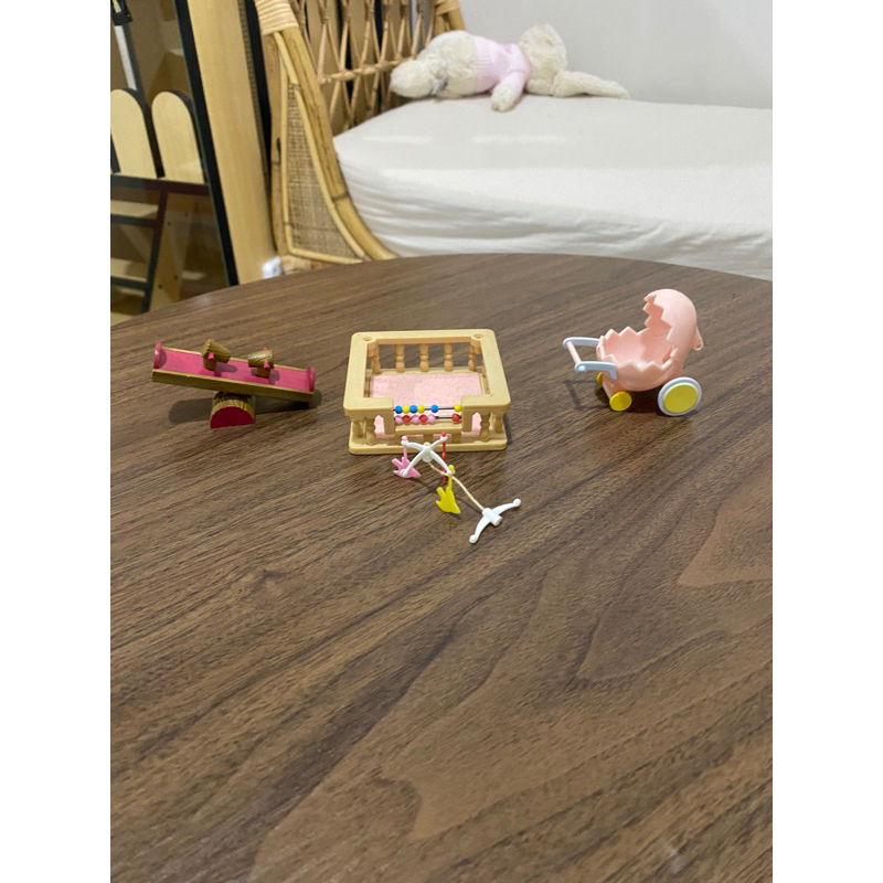 playpen sylvanian gina