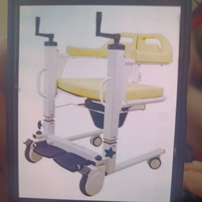 Kursi roda hidrolik merek sellaco transfer BAB