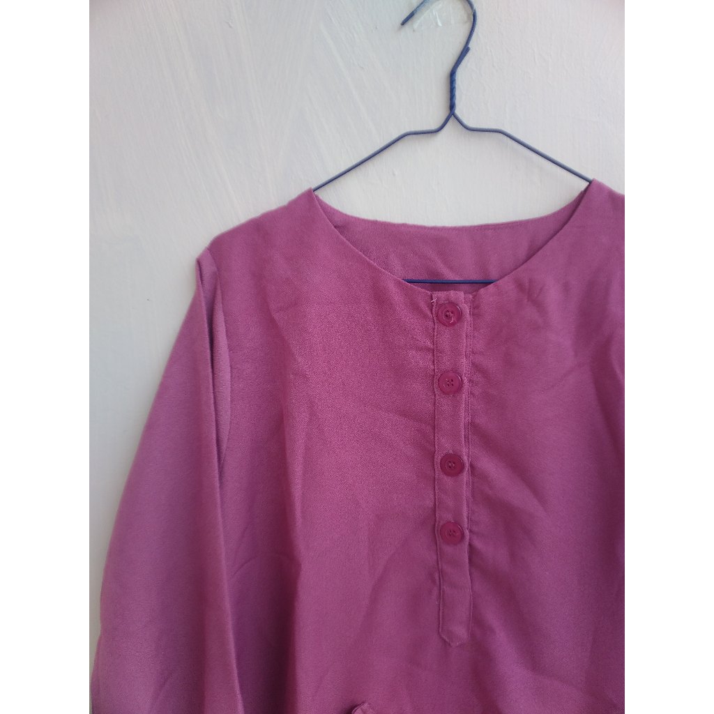 PRELOVED - Tunik Polos/Atasan Muslim Wanita/Tunik Ungu/Moscrepe