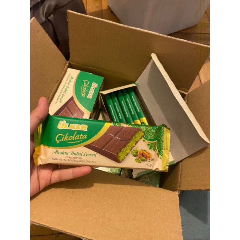 

READY STOK COKLAT DUBAİ VİRAL BY ÜLKER BEST PRİCE 2 lebih hemat dan free kacang atom