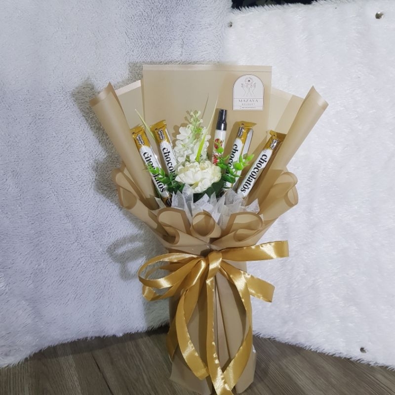 

Bucket Hari Guru (Snack Chocolatos, Spidol, Bunga artificial)