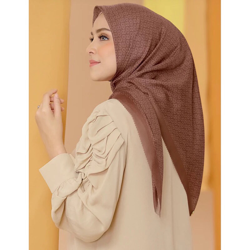 Buttonscarves tapis kerudung jilbab baru lengkap box