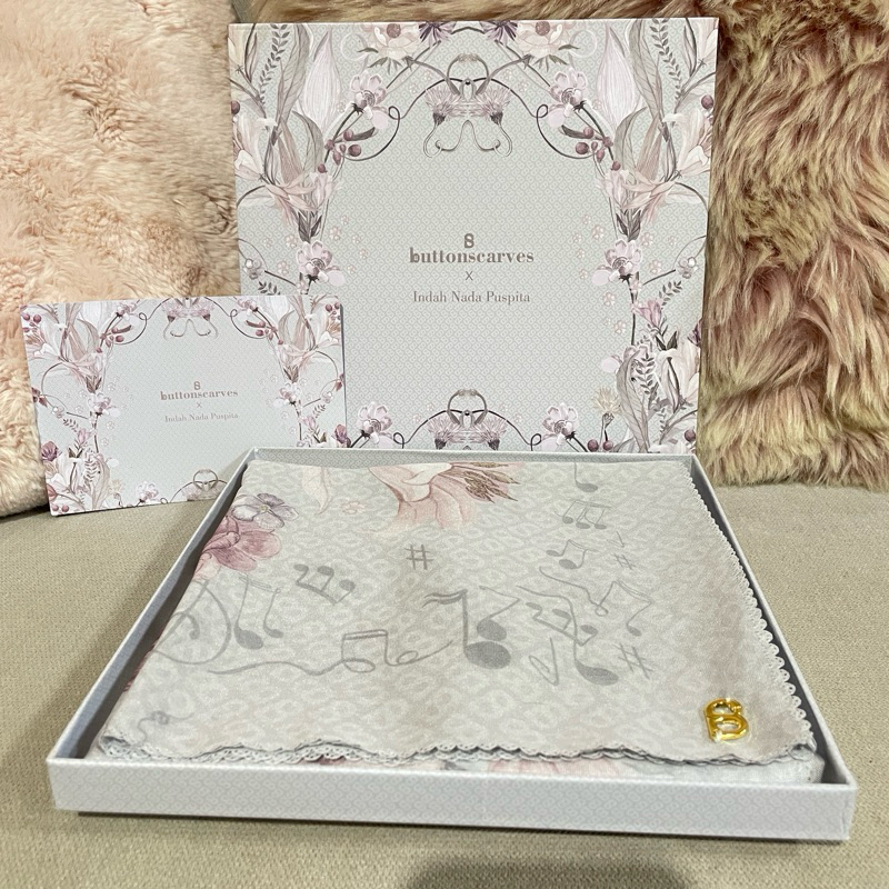 preloved buttonscarves vvgc no minus the nada 1.0 series - dis