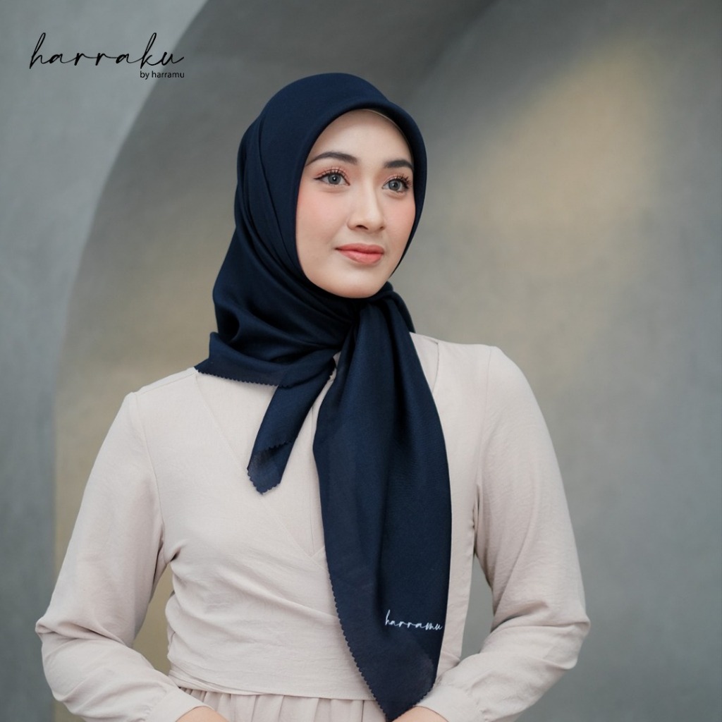 HARRAKU Hijab Voal Segiempat Polos Warna Navy