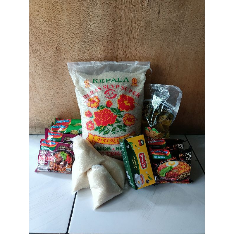 

Paket sembako/Beras/Minyak/Gula