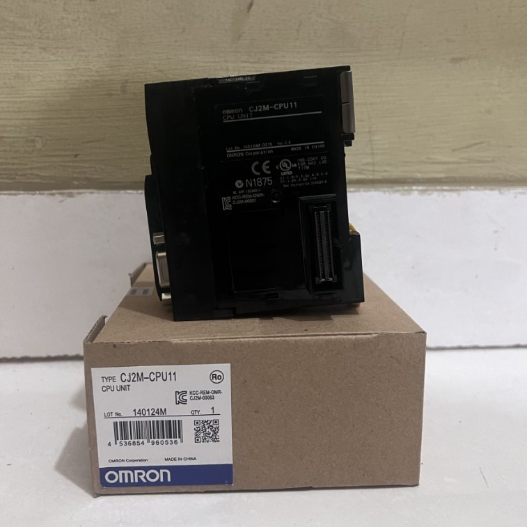 PLC omron CJ2M-CPU11PLC omron CJ2MCPU11