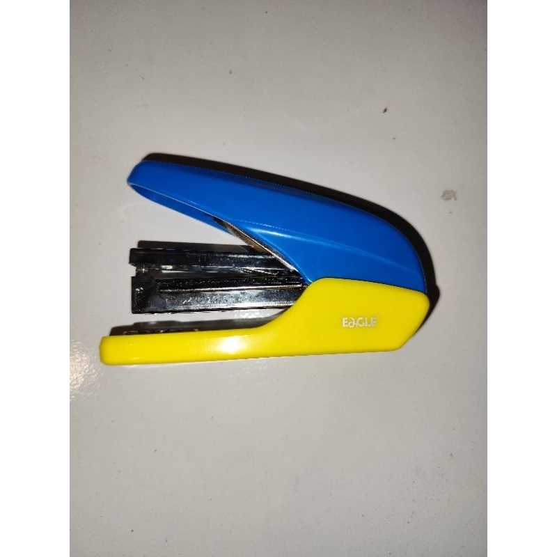 

EAGLE STAPLER WARNA TIPE 5135