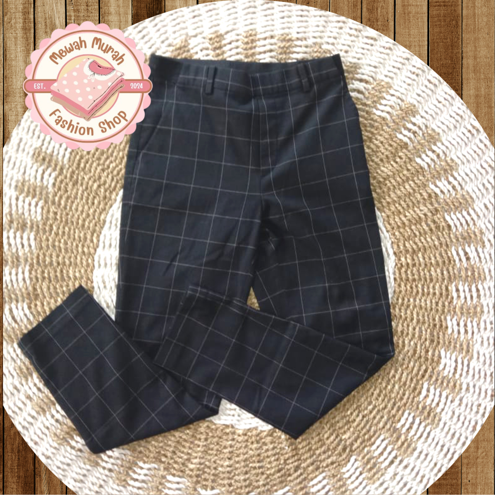 Celana Panjang Wanita | Celana UNIQLO | Motif Kotak