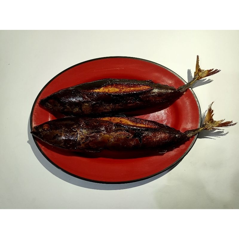 

Ikan Asap Tongkol isi 2 ekor