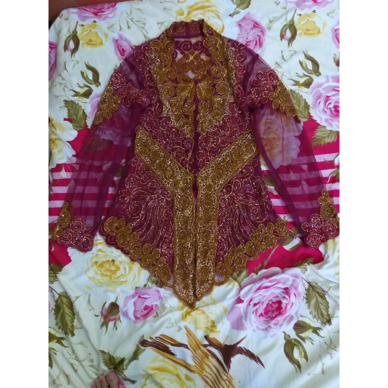 Preloved Kebaya Full Payet