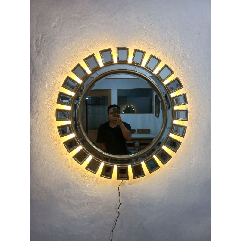 cermin bulat dinding hias lampu