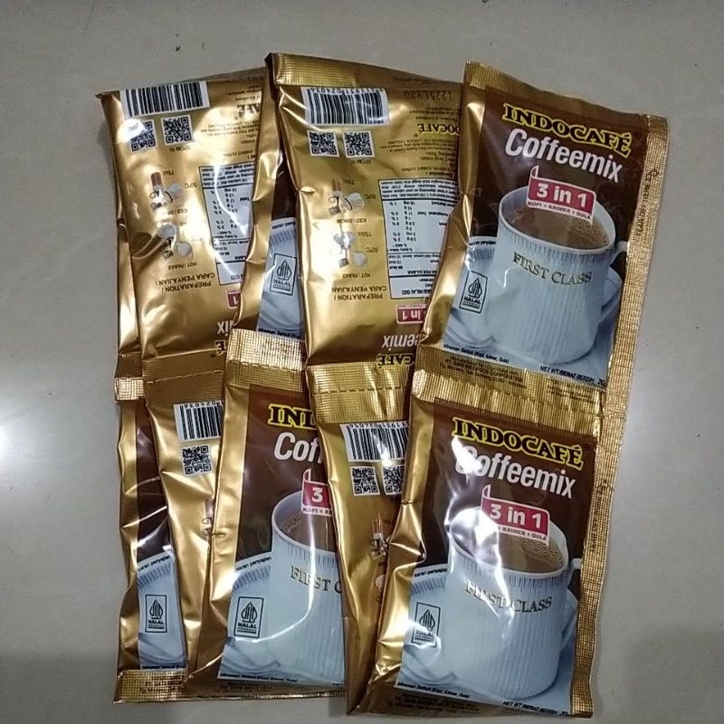 

INDOCAFE COFFEEMIX ISI 10 SACHET ,PER RENTENG