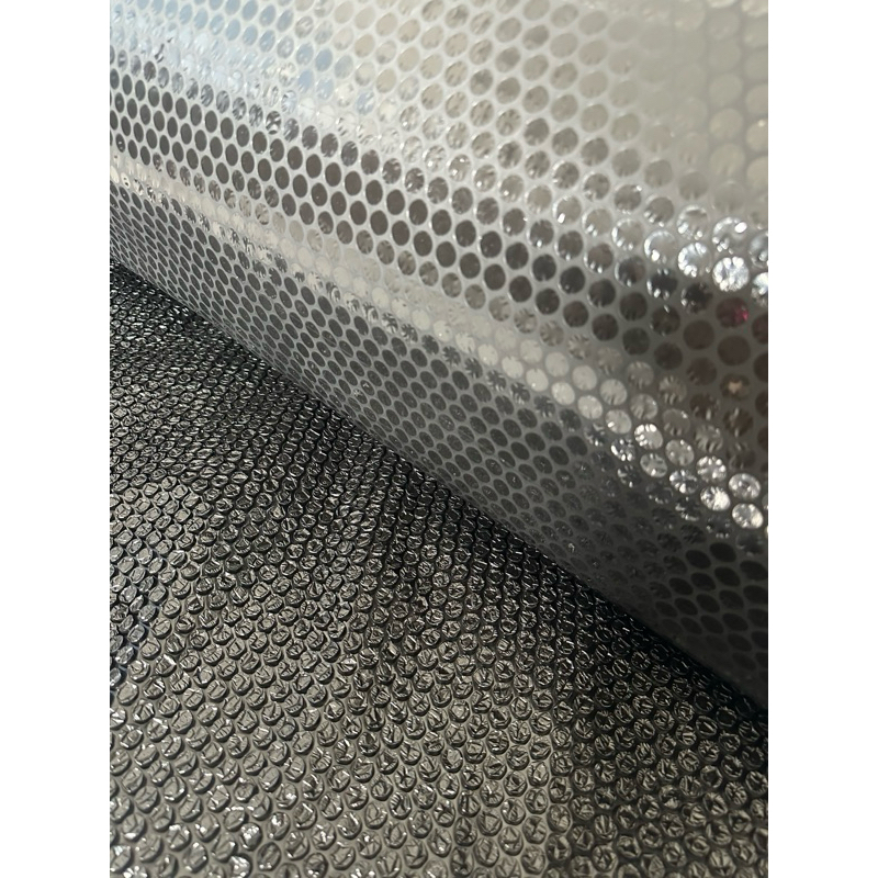 

TAMBAH BUBBLE WRAP SUPAYA BARANG LEBIH AMAN DALAM PENGIRIMAN