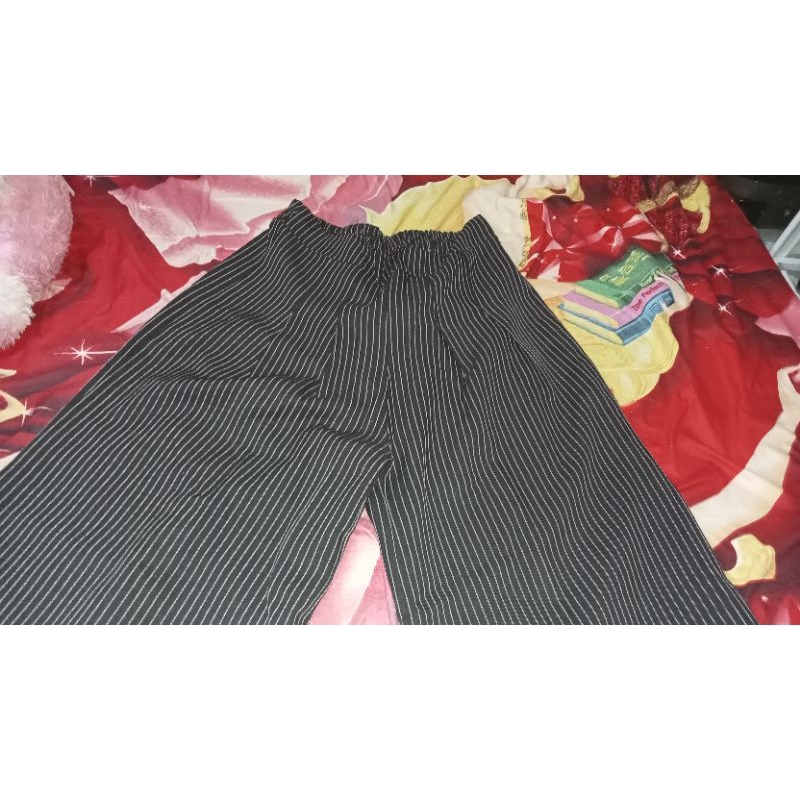Celana Kulot panjang Motif Bergaris hitam putih