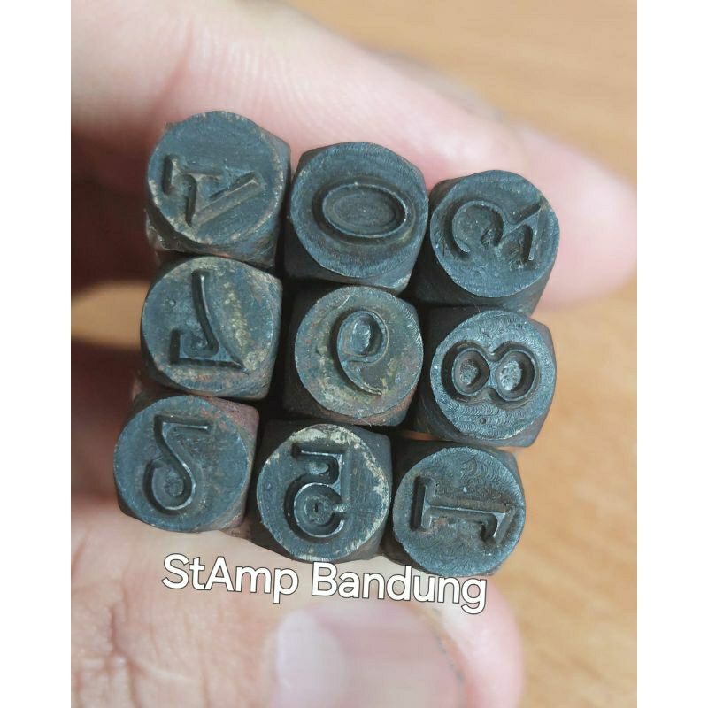 

Punch Stamp Letter Angka vespa