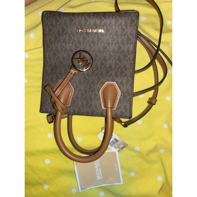 MK MERCER MEDIUM LOGO MESSENGER SIGNATURE PRELOVED