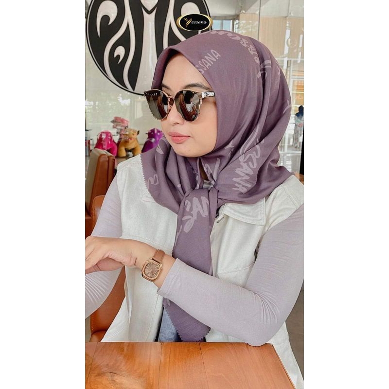 YESSA SCARF ORI BY YESSANA HIJAB / HIJAB SEGIEMPAT MOTIF