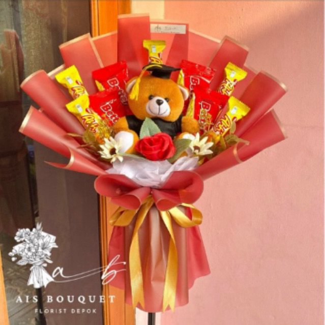 

buket snack wisuda // buket boneka wisuda // buket bunga wisuda // buket wisuda