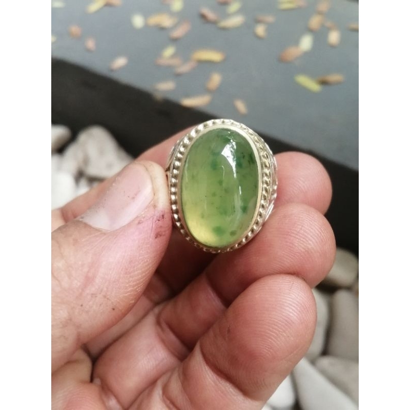 batu idocrase lumut aceh