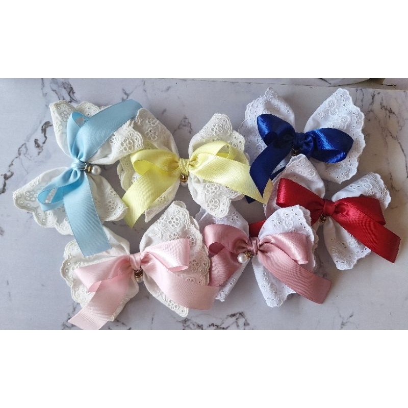 

pita satin renda