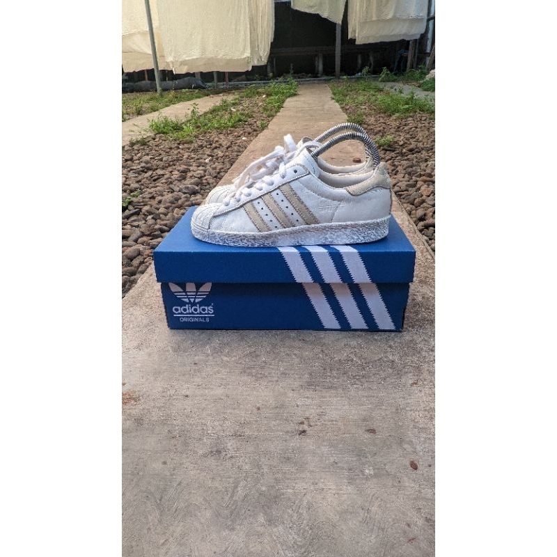 Sepatu adidas superstar 80s