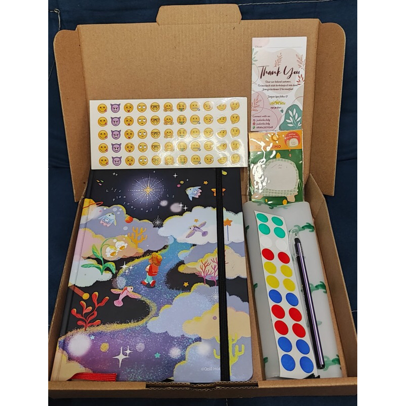 

Life Plan Journal 2025 + free journal kit