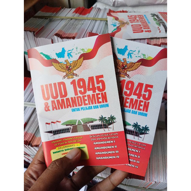 UUD 1945 & Amandemen Kecil HVS Lengkap Kabinet Merah Putih Terbaru Undang Undang Dasar Pancasila Sus