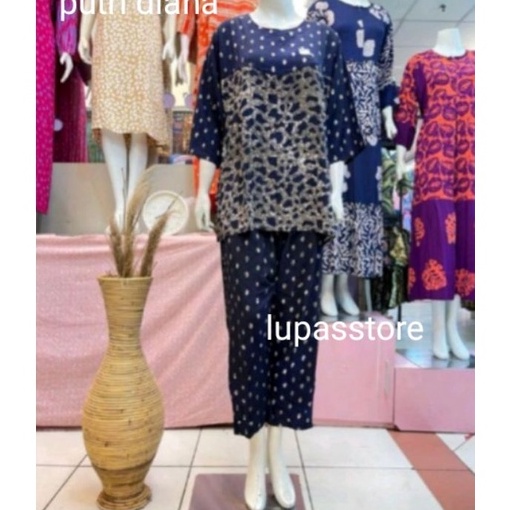 HJ6 stelan jumbo putri diana pekalonganstelan baju tidur batik putri diana jumbostelan celana panjan