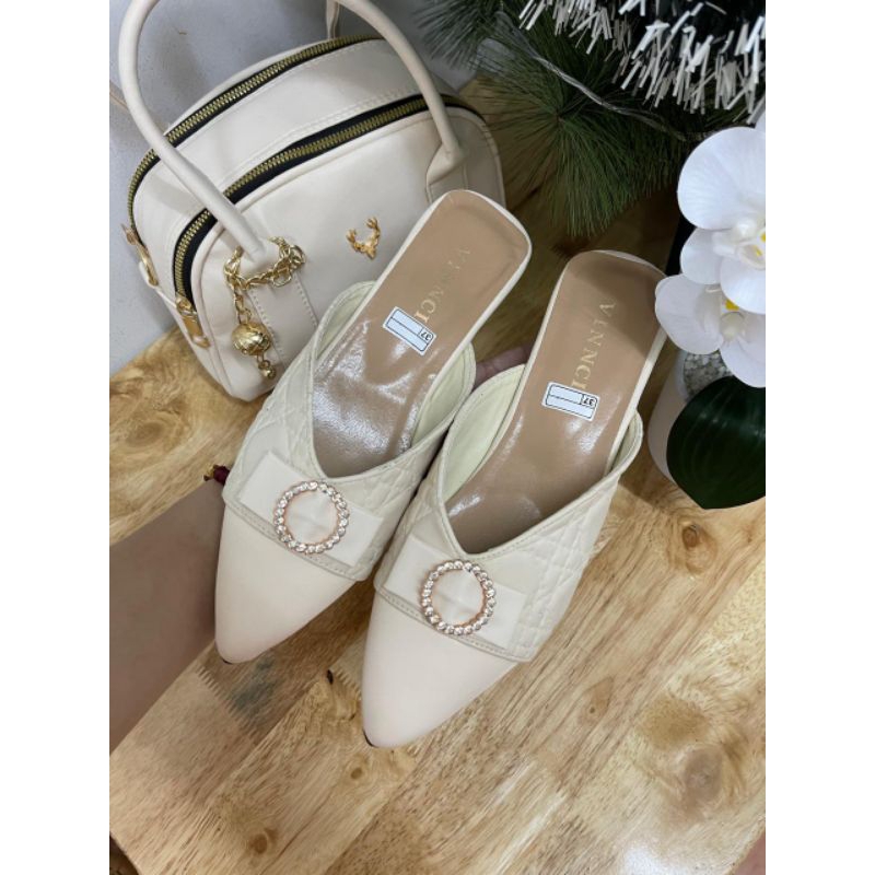 Sandal Cewek Ala Pansus| Flat Wanita Premium Elegan | Sandal Cantik Kekinian