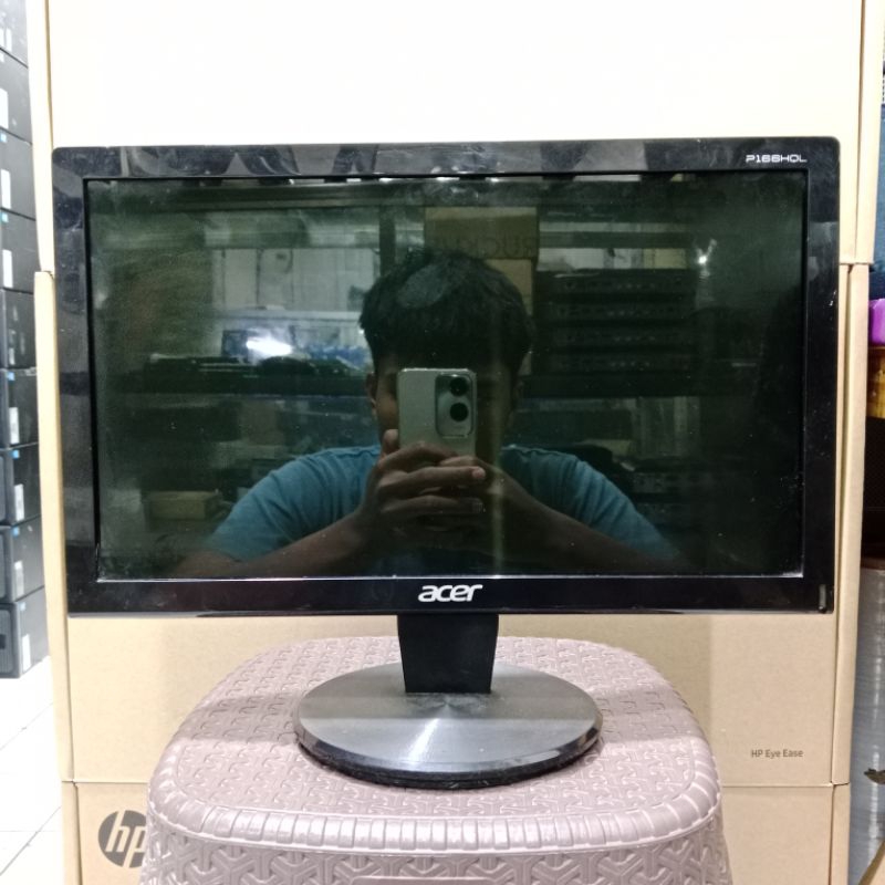 Monitor Acer 16 Inch No Minus