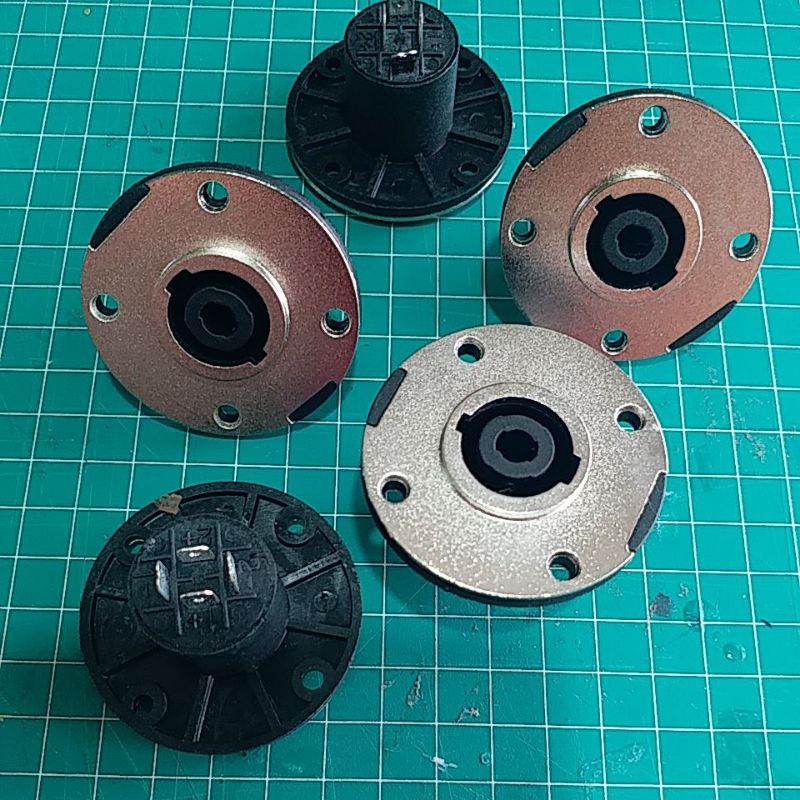 soket spikon STX bulat besar