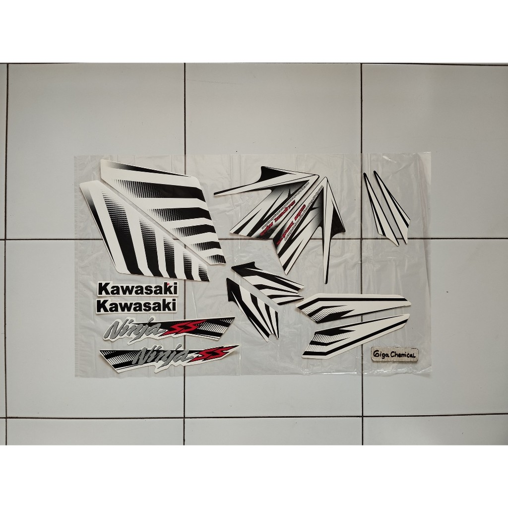 Striping Sticker Lis Kawasaki Ninja SS 2014 2015 Putih