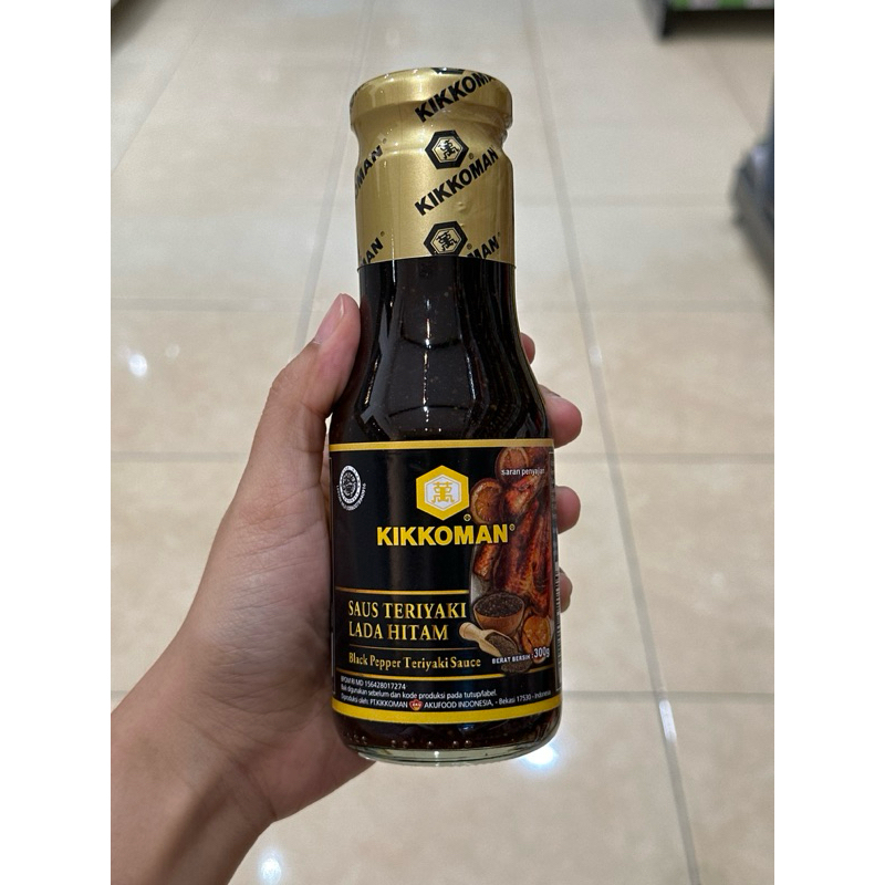 

KIKKOMAN SAUS TERIYAKI LADA HITAM 300GR