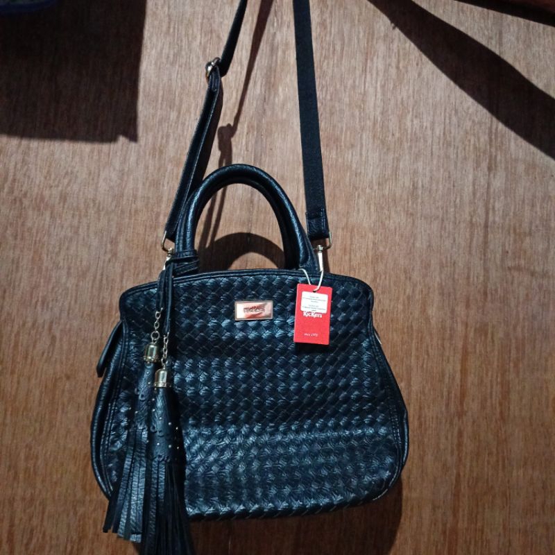 Preloved tas Kickers ori