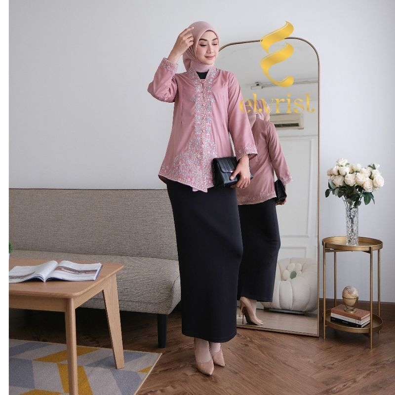 Elvrist - Kebaya Encim Katun Toyobo Bordir Bunga Keliling